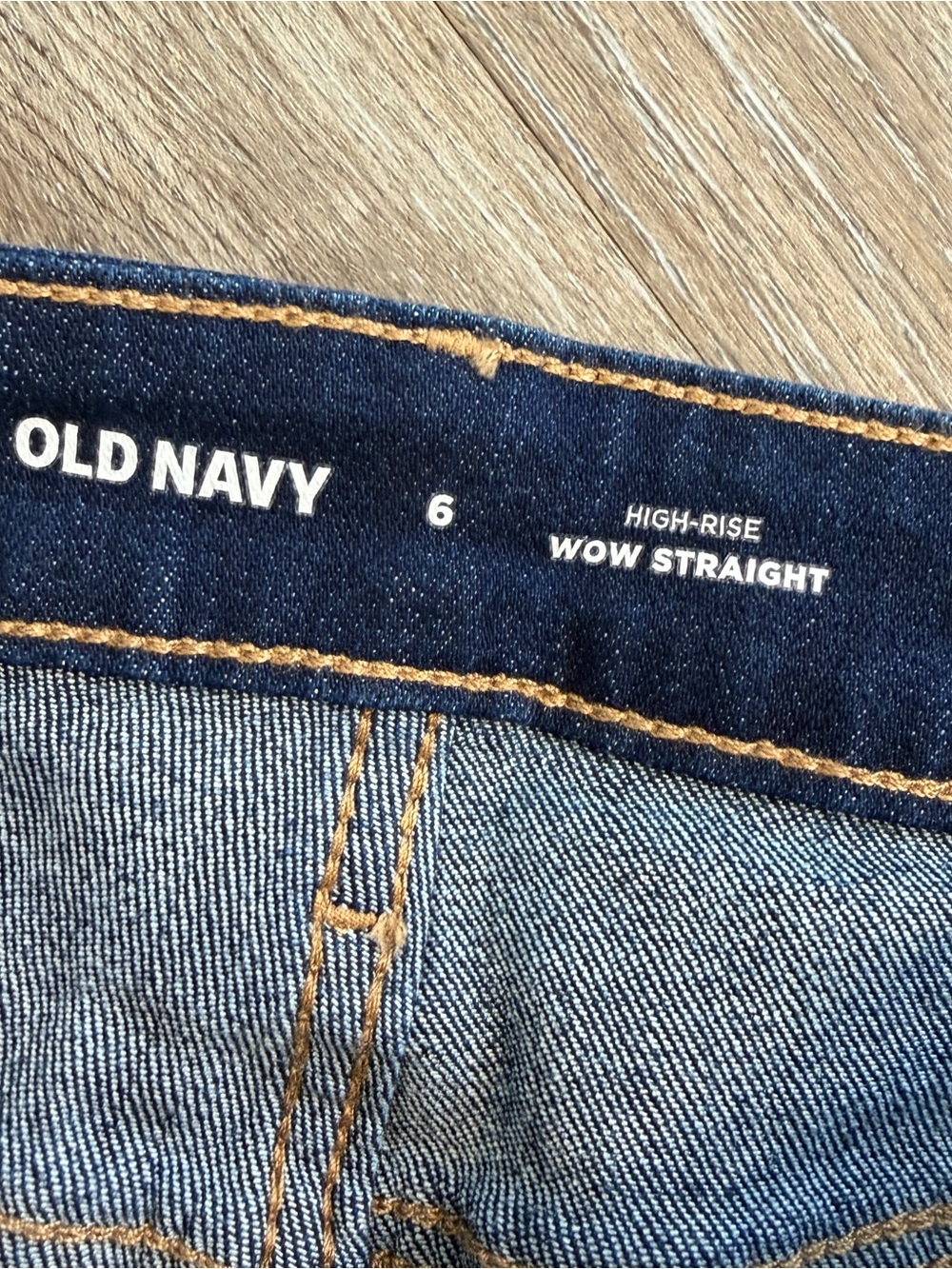 Old Navy High Rise Wow Straight - Picture 3 of 6